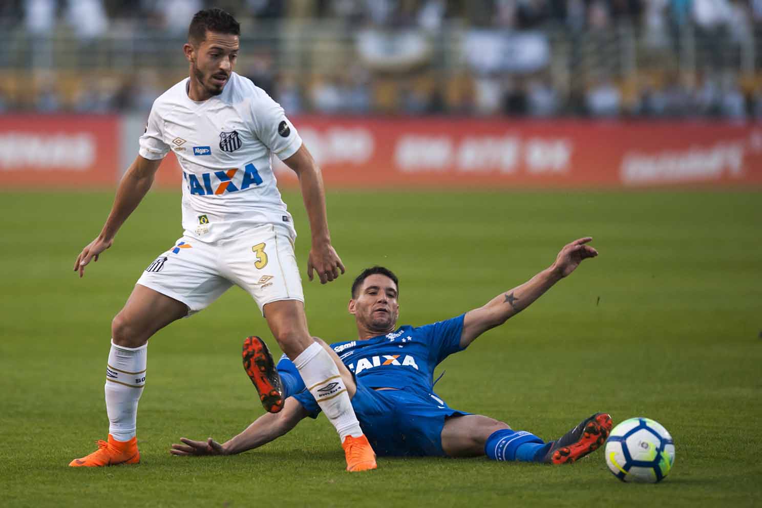Jogo Do Santos / ZUEIRA FUTEBOL CLUBE: Reação dos corinthianos vendo o jogo ...