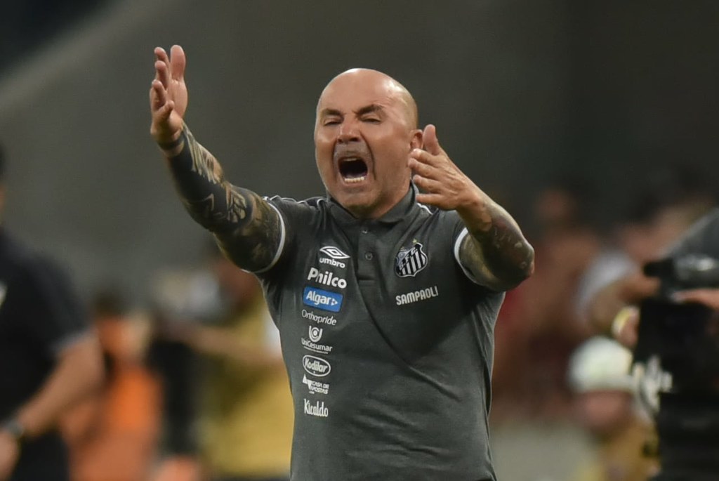 Sem espaço, atacante que chamou atenção de Sampaoli deixa o Santos - Diário  do Peixe