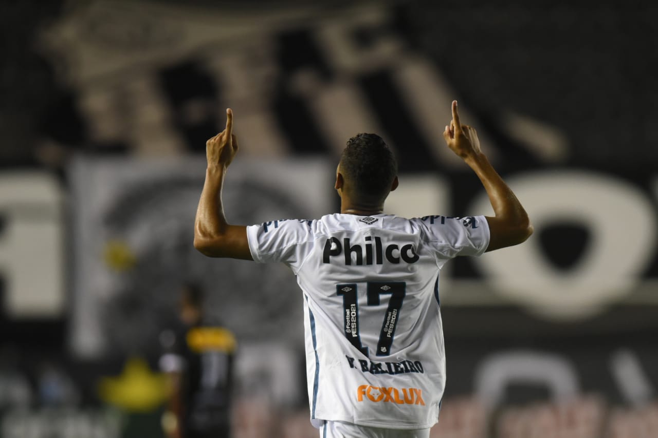 Odair Hellman admite pior atuação e pede desculpas ao torcedor do Santos -  Diário do Peixe