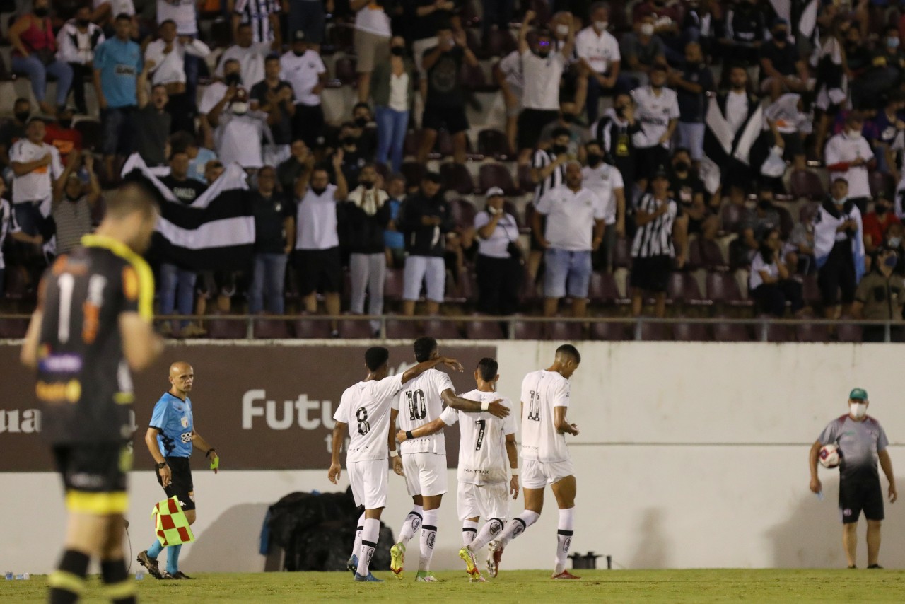 FPF divulga detalhes sobre ingressos para semifinal do Santos na