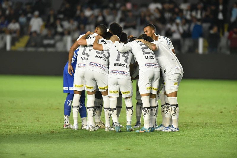 Próximo adversário do Santos, Corinthians perdeu todos os jogos como  visitante no Brasileiro - Diário do Peixe