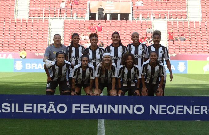 Sereias perdem de virada para o Internacional e se complicam no Brasileiro