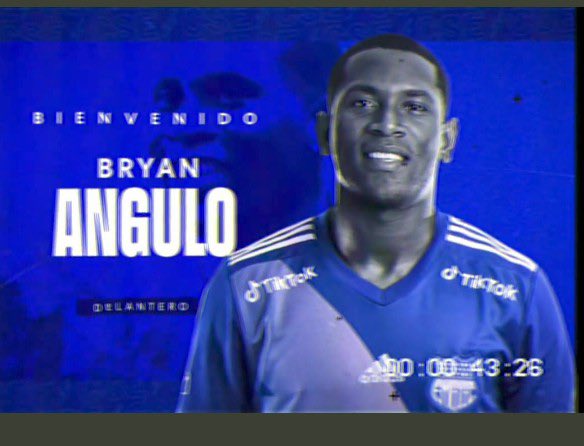 Santos anuncia contratação de Bryan Ângulo com vínculo até junho