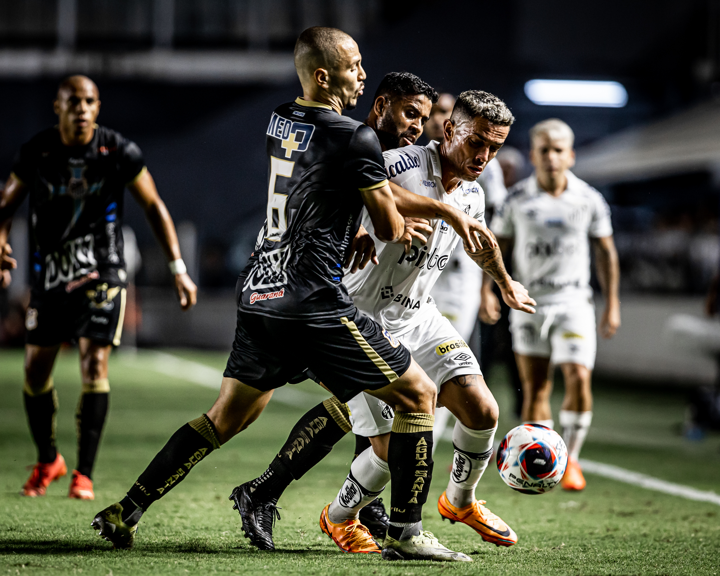 São Paulo vira piada após eliminação para o Água Santa no