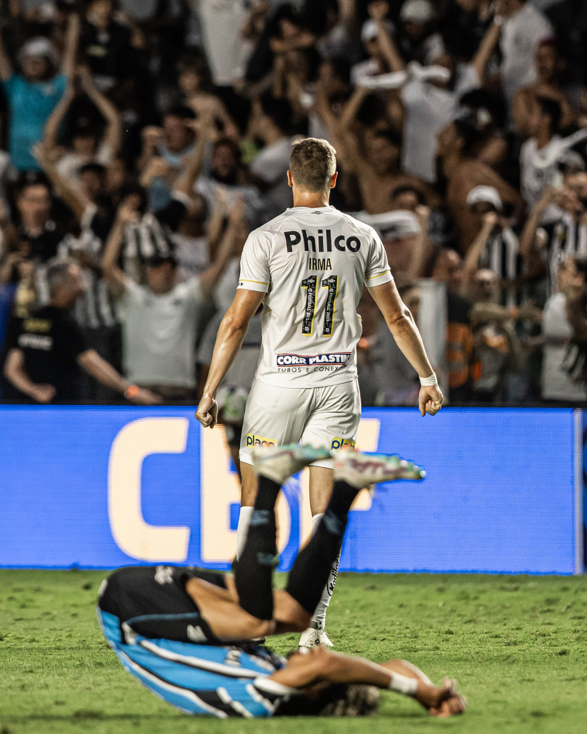 Furch revela que gesto de Renato Gaúcho ajudou em gol do Santos Furch revela que gesto de Renato Gaúcho ajudou em gol do Santos