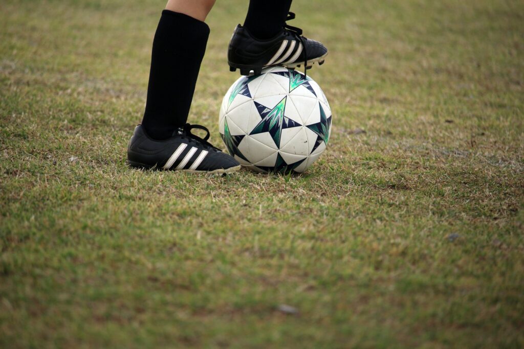 Jogos de futebol hoje, sábado, 23; onde assistir ao vivo e horário