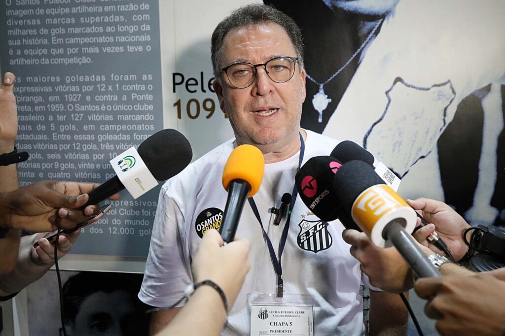 Santos procura Carille, mas negociação é considerada difícil - Diário do Peixe