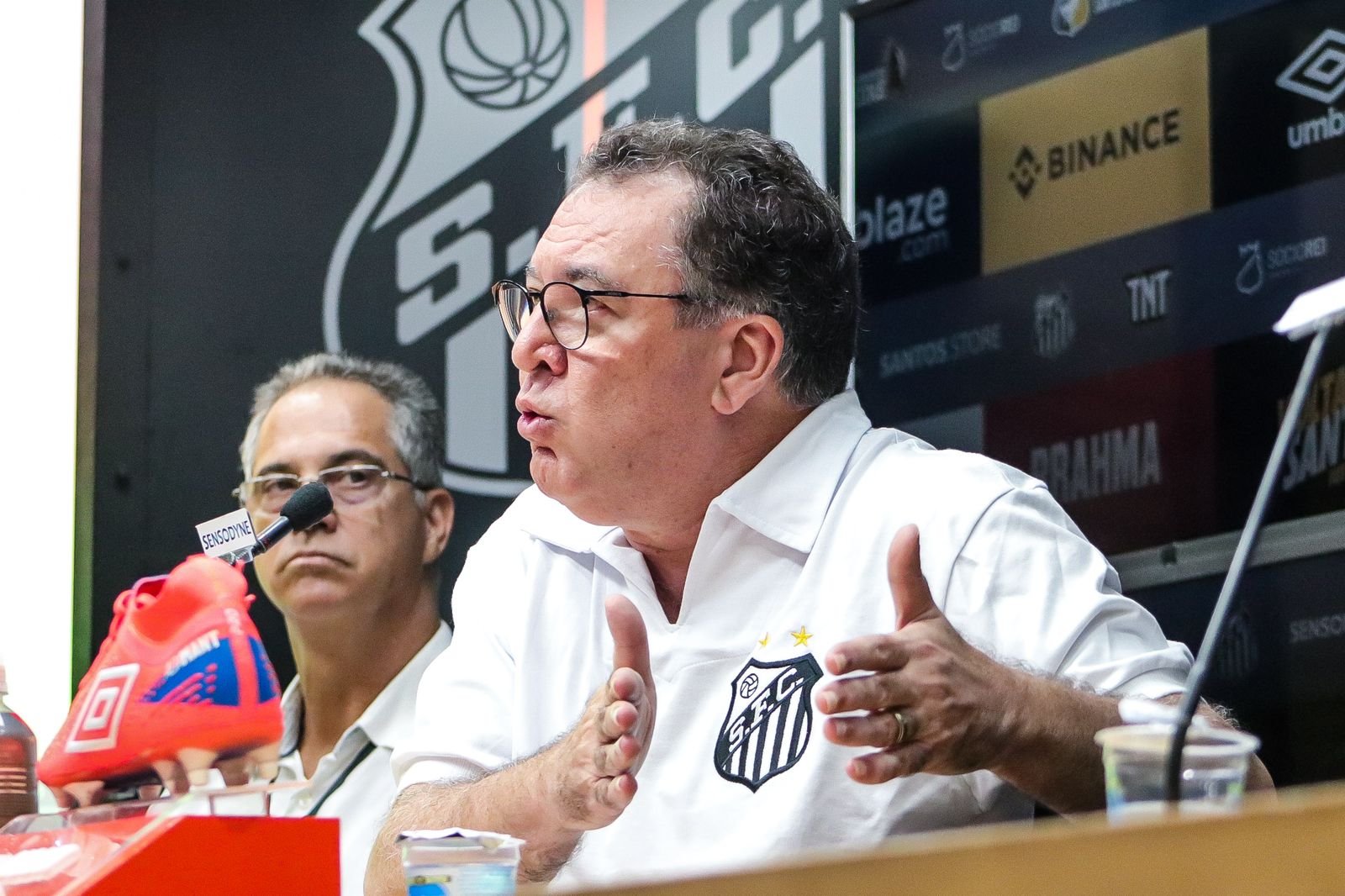 Santos faz reunião com Krasnodar e promete encerrar transferban nos próximos dias