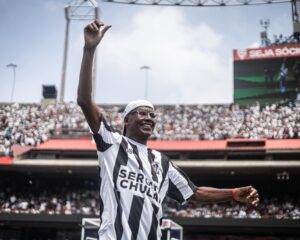 Serginho Chulapa fez o gol do título do Santos no Paulista de 1984