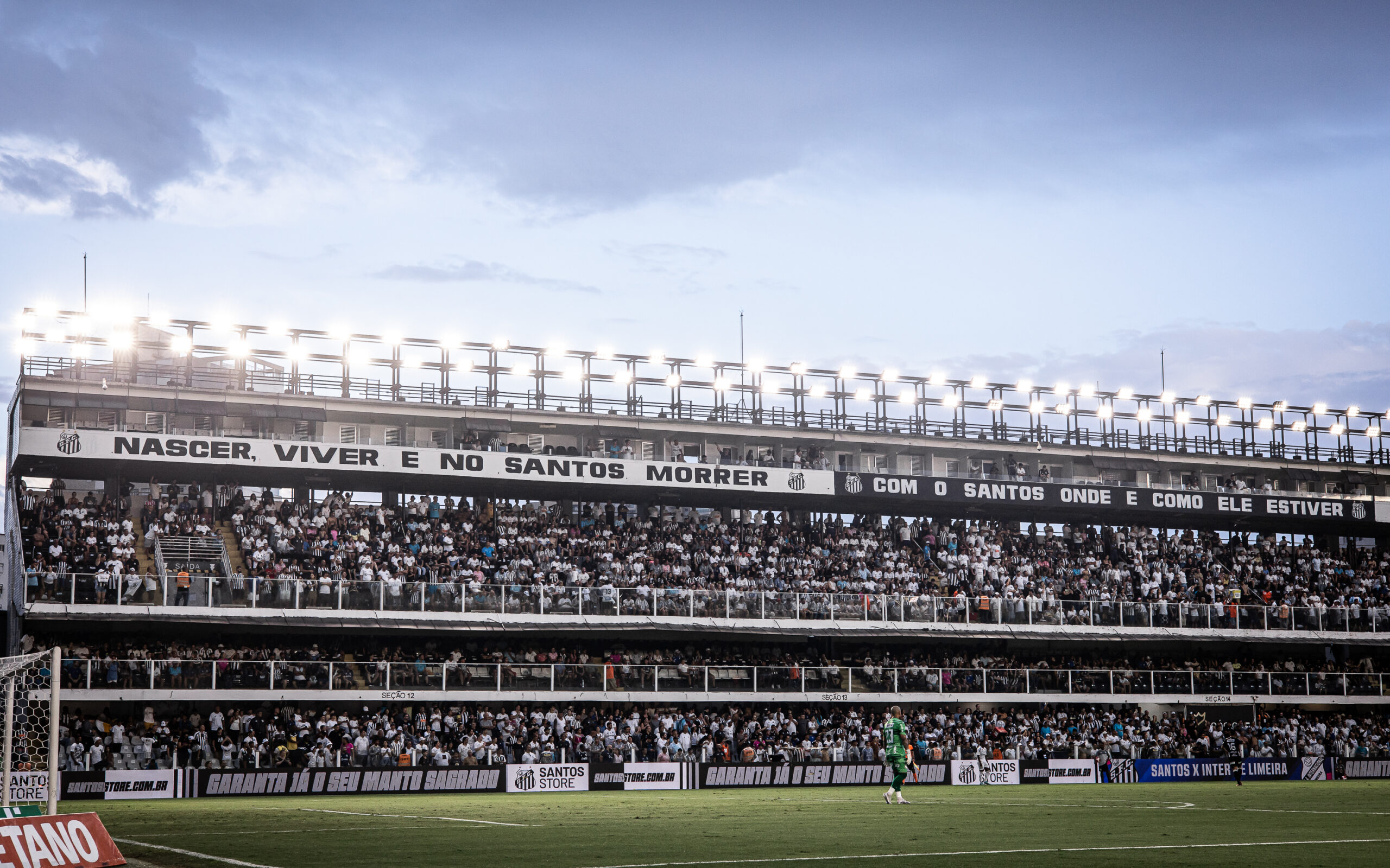 São Paulo garante primeiro lugar e dificulta jogo do Santos em Itaquera