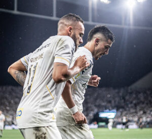 Atuações de Guilherme e Pedrinho e volta de Otero acirram disputa por posição no Santos