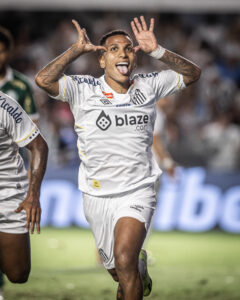 Otero iguala Guilherme e Furch na artilharia do Santos na temporada