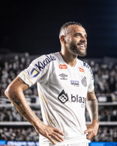 Atacante Guilherme revela o segredo do sucesso do Santos no Paulistão