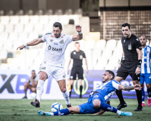 Confira as estatísticas de Santos 2 x 0 Paysandu