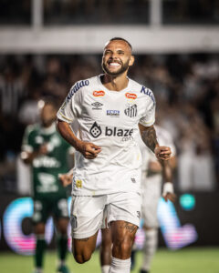 Veja o histórico dos confrontos entre Santos e Guarani