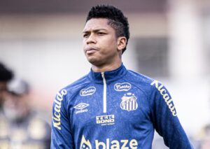 Auxiliar de Carille explica situação de Yusupha e Billy Arce no Santos