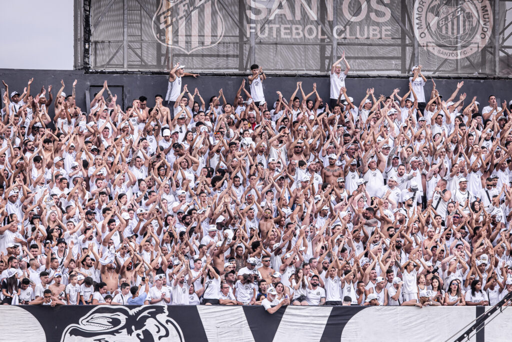 Santos tem a 28ª maior média de público da Série A desde 1971