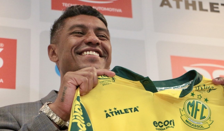 Santos sonda Paulinho para ser novo coordenador técnico do clube