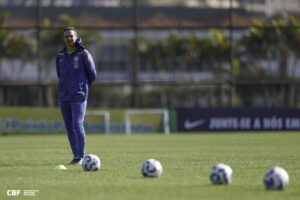 Elder Campos faz balanço positivo de experiência com a Seleção Sub-17