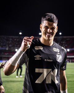 Brazão analisa atuação pelo Santos e evita expectativa por Seleção Brasileira