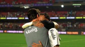 Neymar deixa o gramado chorando após goleada: "Maior vergonha da carreira"