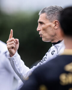 Santos se reapresenta e inicia preparação para enfrentar o Ceará fora de casa