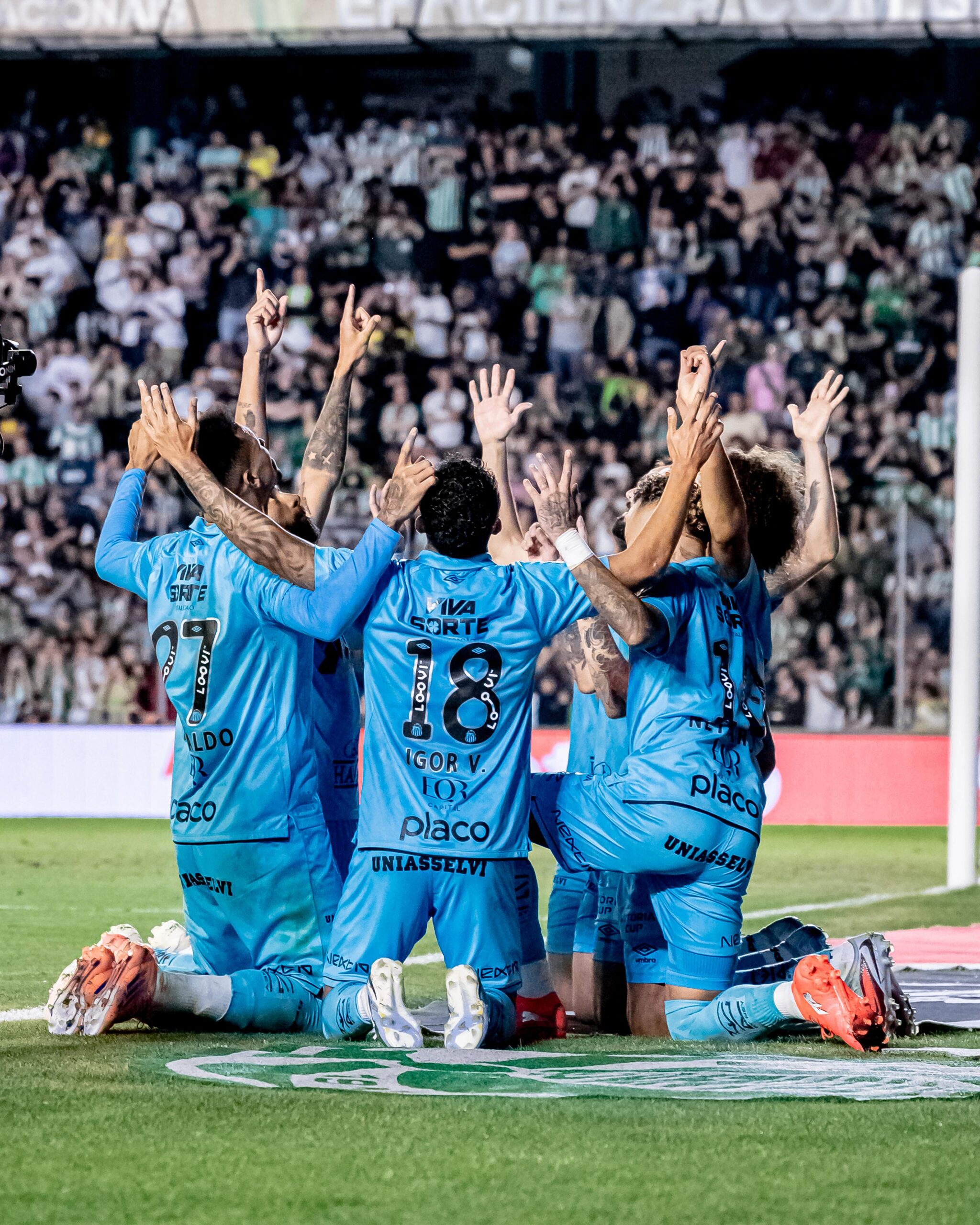 Vojvoda valoriza vitória, mas alerta que Santos ainda precisa pontuar: “Pés no chão”