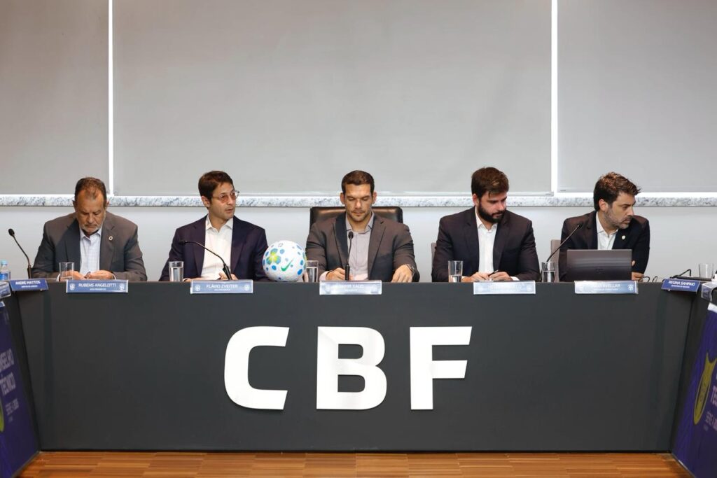 CBF amplia limite de partidas para a transferências de jogadores no Brasileirão