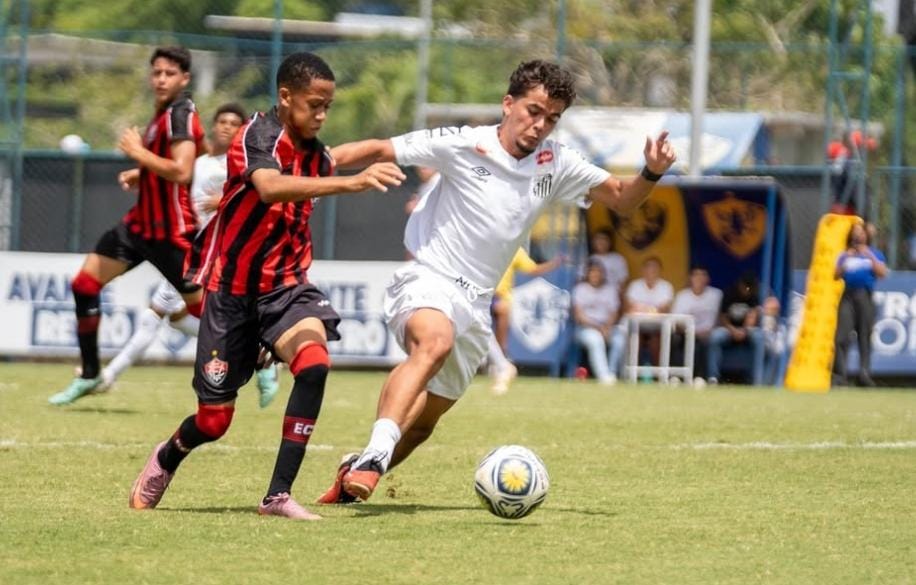 Santos bate o Vitória e encaminha vaga nas semifinais da Aldeia Internacional Cup Sub-16