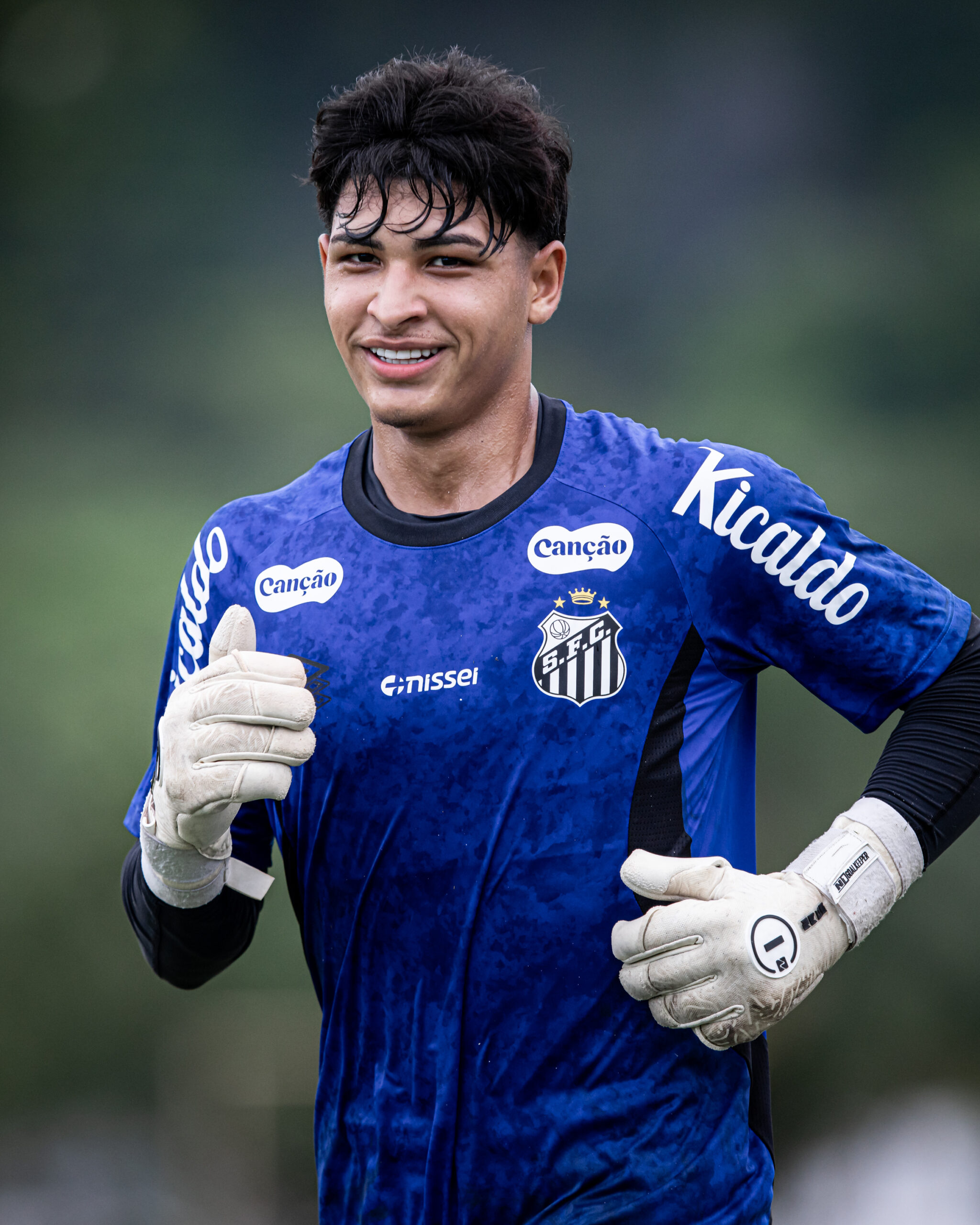 Goleiro do Santos é convocado para treinamentos com a Seleção Brasileira Sub-17
