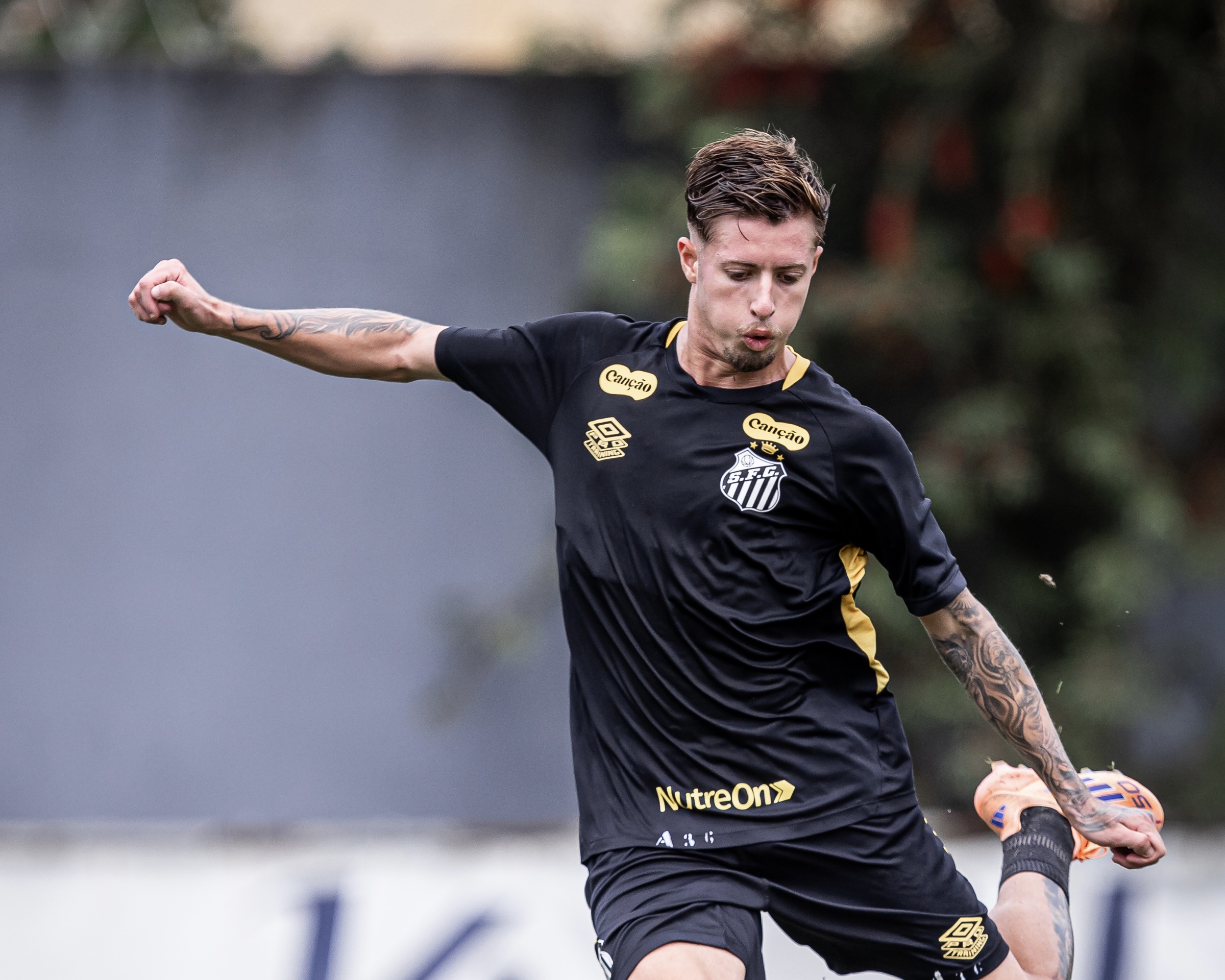 Santos empresta Enzo Boer ao Santo André para a Série A2