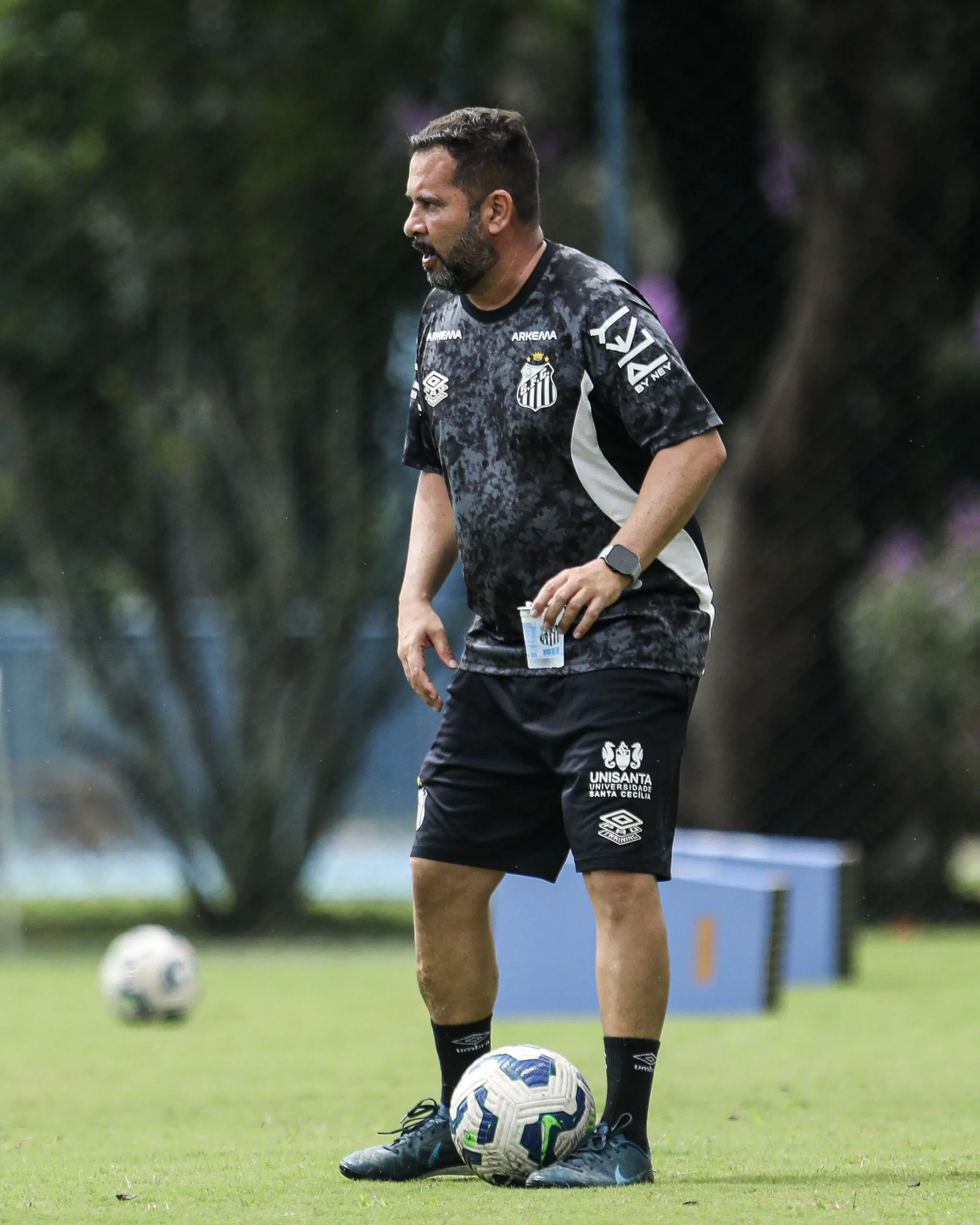 Caio Couto projeta confronto contra o Cruzeiro e explica programação das Sereias