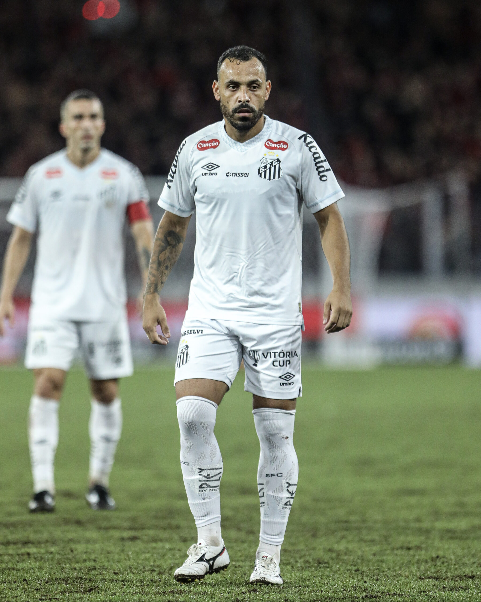 Moisés: Santos não pode pensar apenas em 46 pontos no Brasileiro