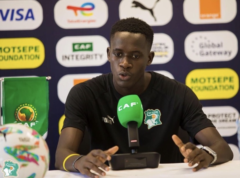 Santos contrata zagueiro da Costa do Marfim para o Sub-16