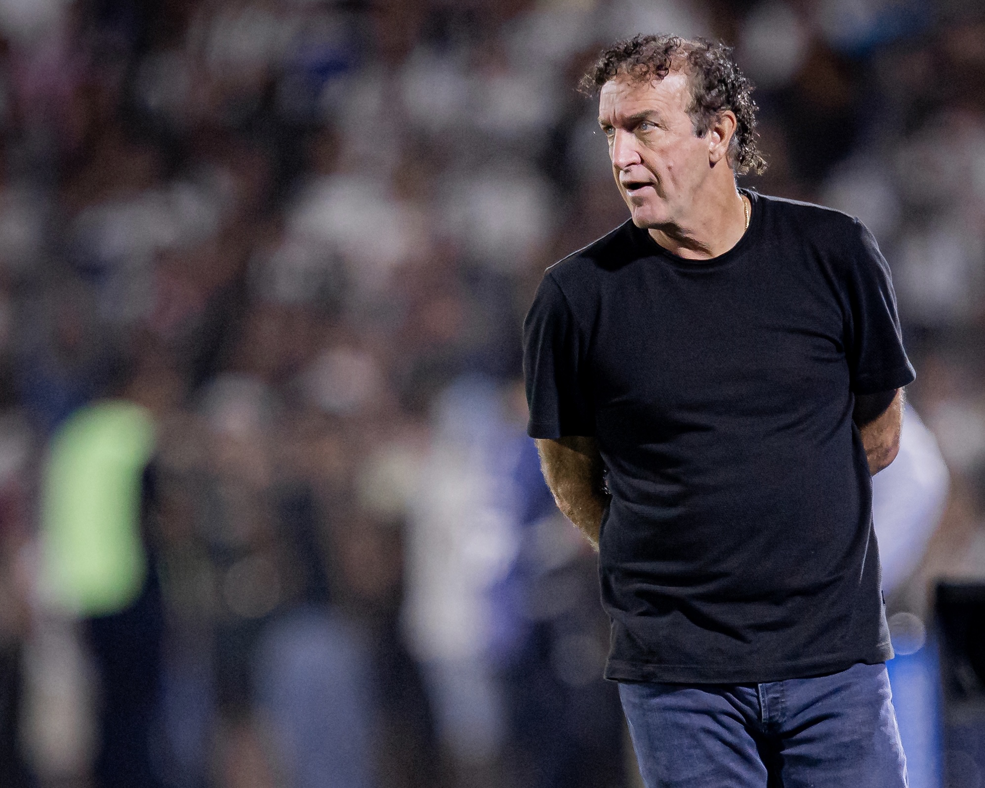 Cuca valoriza classificação do Santos e mira novo duelo contra o Coritiba pelo Brasileirão