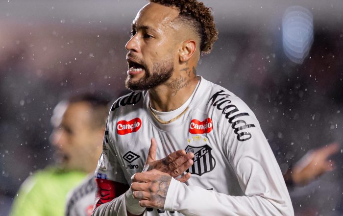 Ancelotti revela quando decidiu convocar Neymar e destaca sequência no Santos