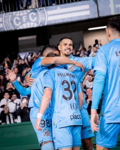 Santos vence dois jogos seguidos pela primeira vez na temporada