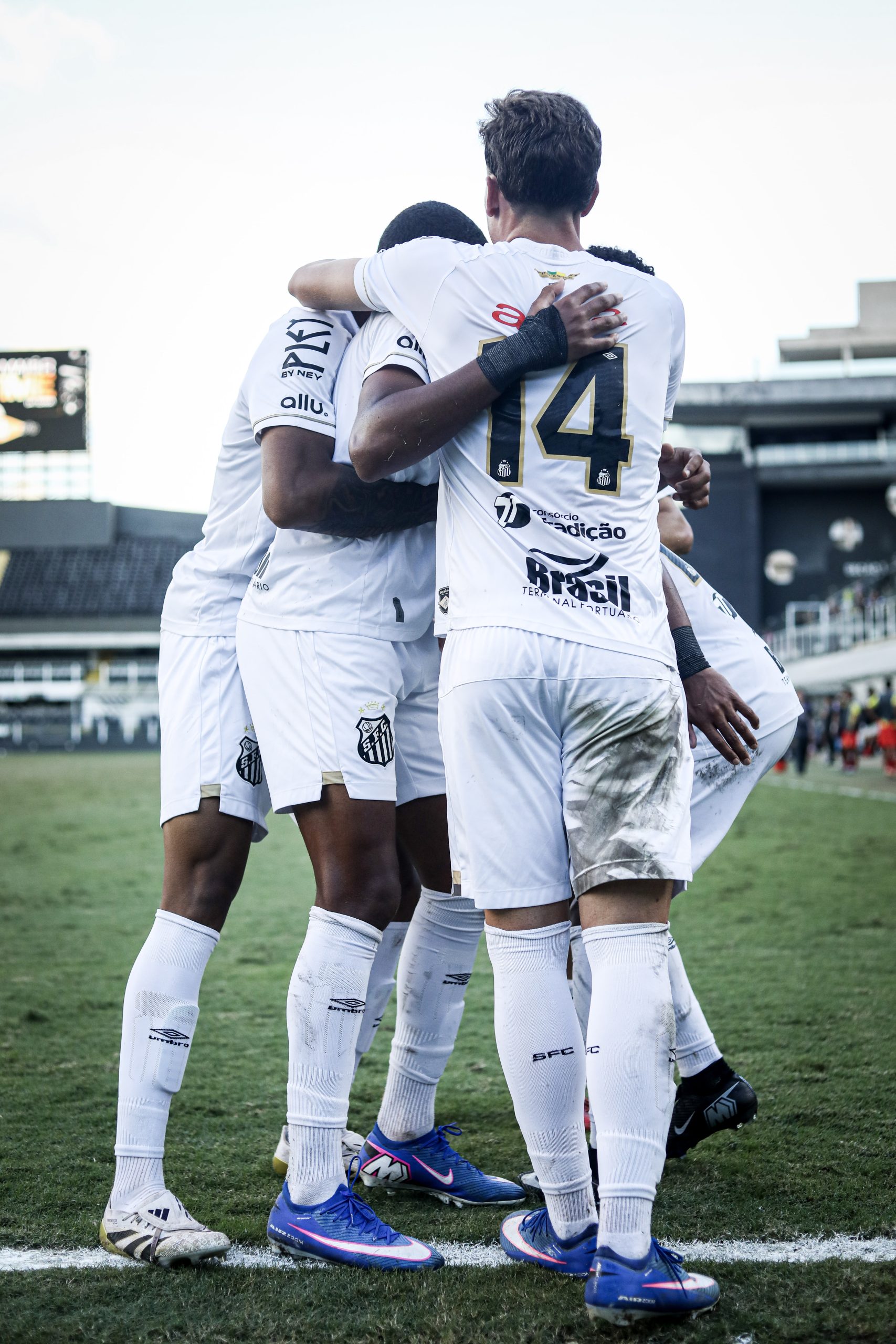 Santos recebe o Corinthians no Ulrico Mursa pelo Paulista Sub-20