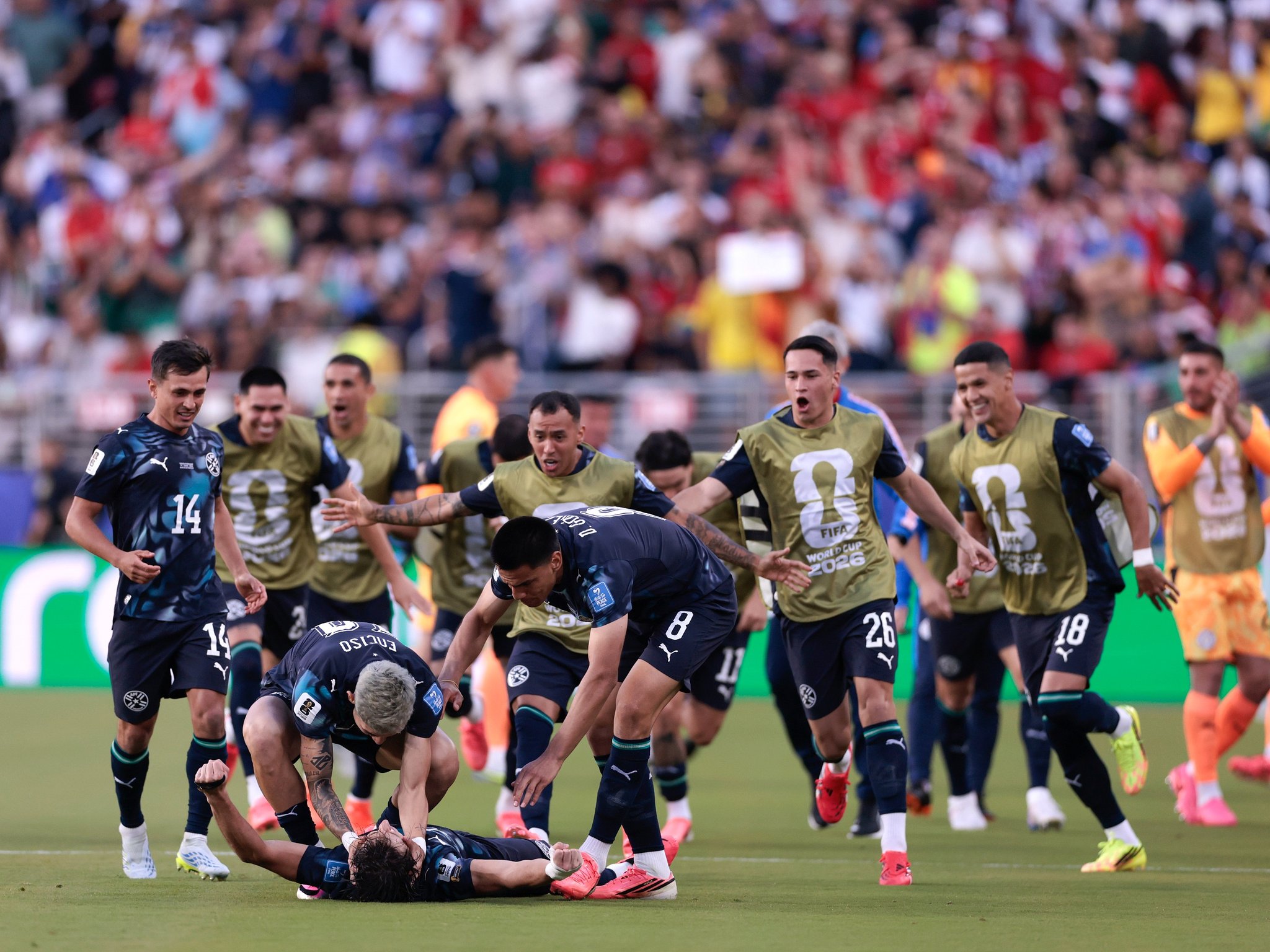 Caballero não sai do banco em vitória do Paraguai e segue sem minutos na Copa do Mundo