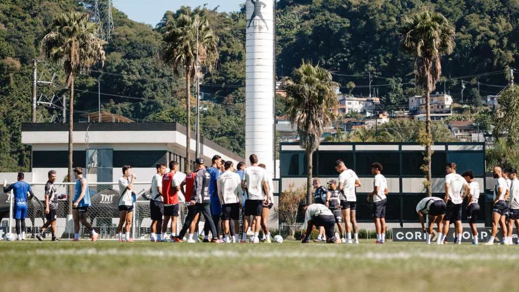 Santos foca em treino físico antes de viagem para Venezuela