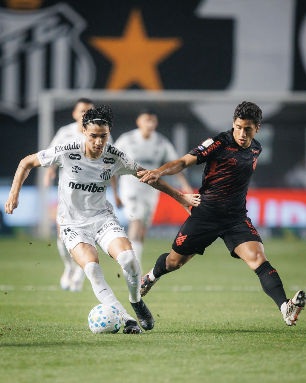 Bontempo lamenta derrota do Santos e pede reação para sair do Z-4