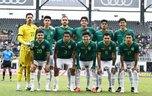 Miguelito foi titular e perdeu pênalti em Bolívia x Paraguai (Reprodução/Instagram)